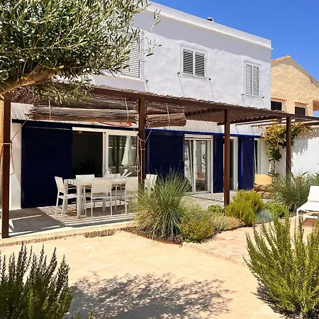 Casa Limones A 40 M De La Playa Holiday home Piles